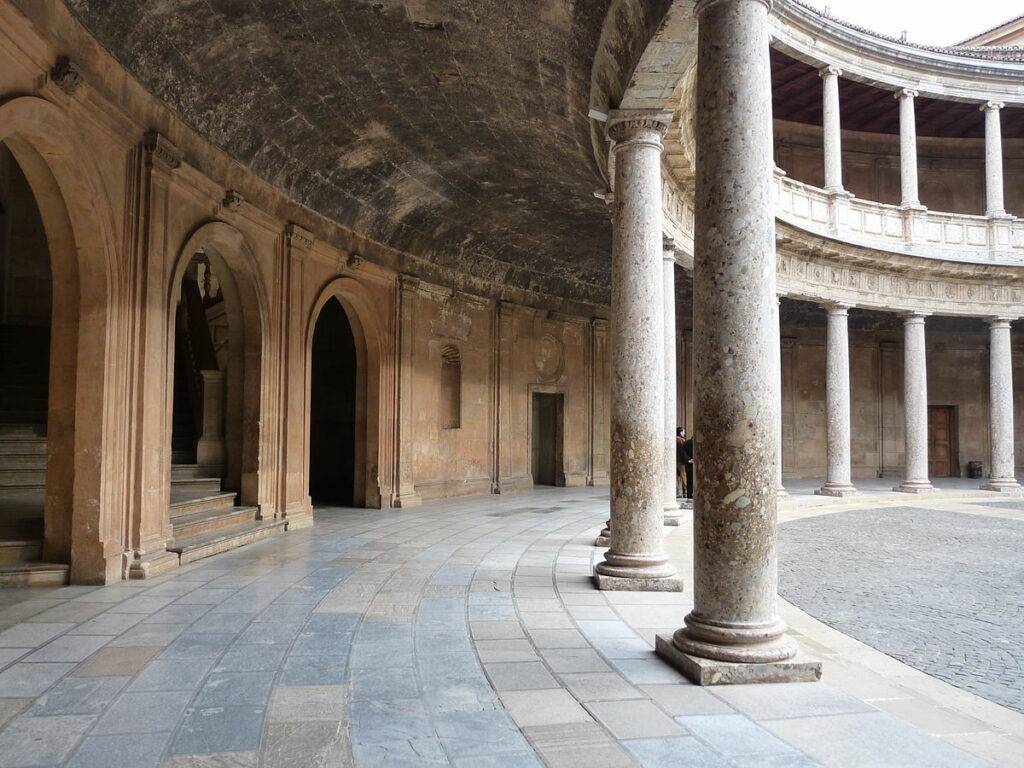 Alhambra Palacio Carlos V 02 4392286247