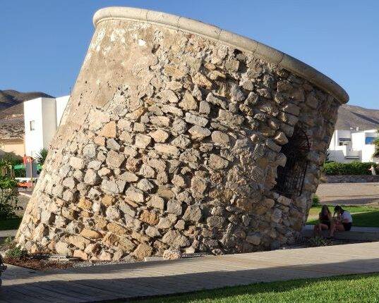 Atalaya de Calahonda o del Farillo de Calahonda