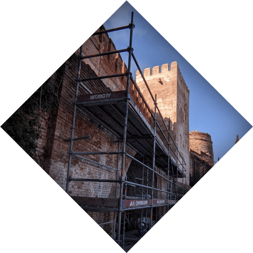 CARACTERIZACIÓN DE MATERIALES CONSTRUCTIVOS HISTÓRICOS DE LA MURALLA NORTE DE LA ALHAMBRA (GRANADA) 1 muralla norte alhambra granada